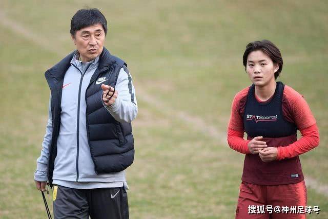 世界杯预选赛：国足能否逆袭，争夺出线资格？